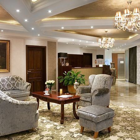 Hotel Capitulum Győr Eksteriør billede
